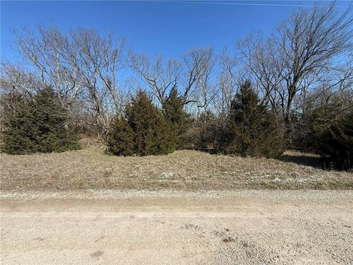 37 Poplar Lane, Linn Valley, KS, 66040 | Card Image