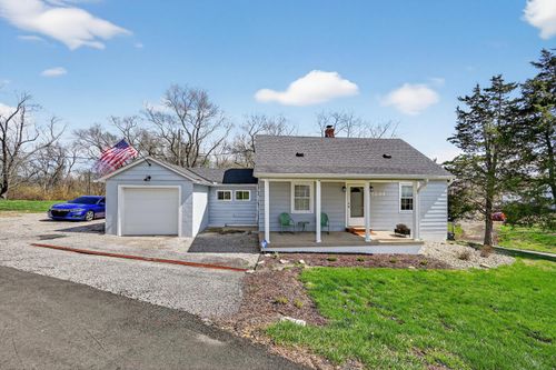 5599 Jacobsen Rd, Aurora, IN, 47001-1784 | Card Image