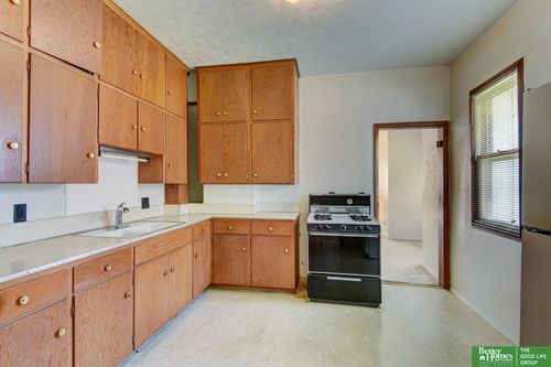 1510 S 32nd Ave, Omaha, NE, 68105-2502 | Card Image