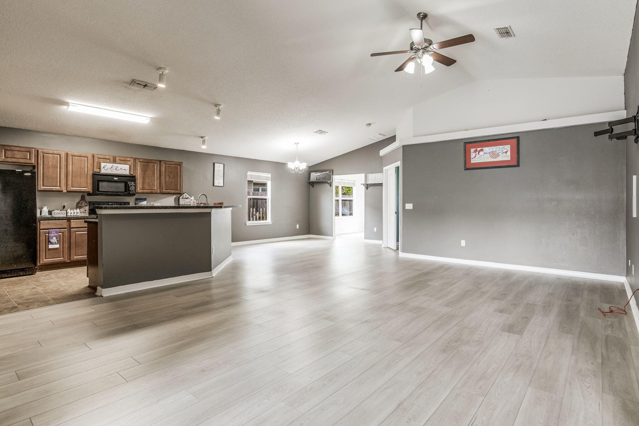 Durell Ln, Navarre, FL 32566