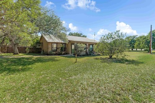 2906 Oak Ridge Dr, Horseshoe Bay, TX, 78657-7075 | Card Image