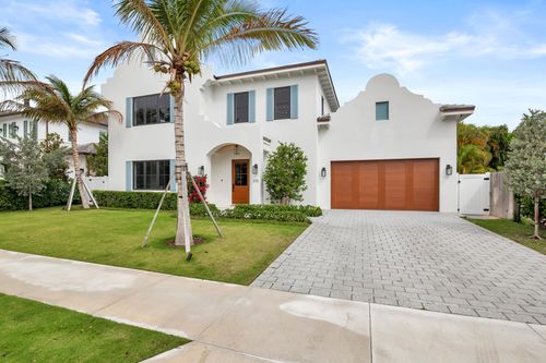 315 Avila Rd, West Palm Beach, FL, 33405-1660 | Card Image