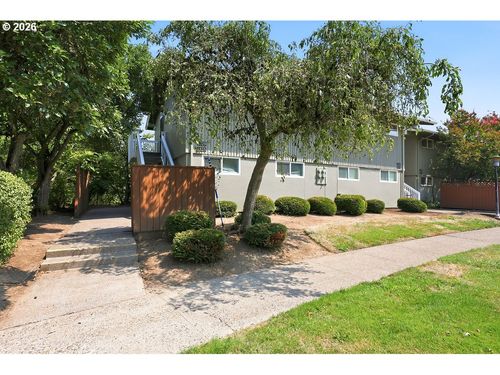 1529 Garfield Pl, Eugene, OR, 97402-3450 | Card Image