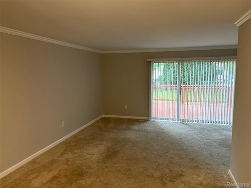 22621 Brookforest, Novi, MI, 48375-4424 | Card Image