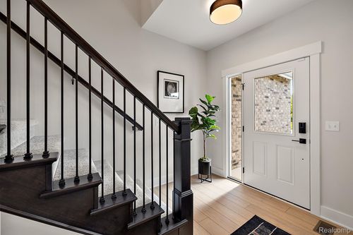 7275 Evergreen Trl, Almont, MI, 48003-8954 | Card Image