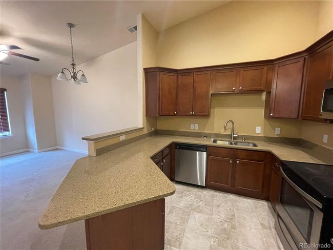 UNIT-205 - 5014 Everett St, Condo with 2 bedrooms, 3 bathrooms and 1 parking in Arvada CO | Image 5