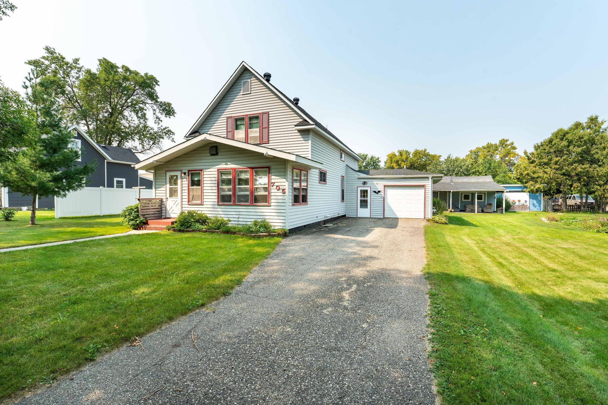 Front St, Henning, MN 56551