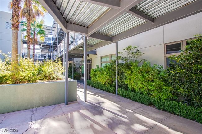 228 - 8925 W Flamingo Rd, Condo with 3 bedrooms, 3 bathrooms and null parking in Las Vegas NV | Image 66