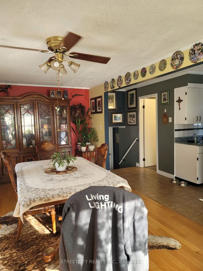 156 Maple St, House other with 2 bedrooms, 1 bathrooms and 4 parking in West Elgin ON | Image 7