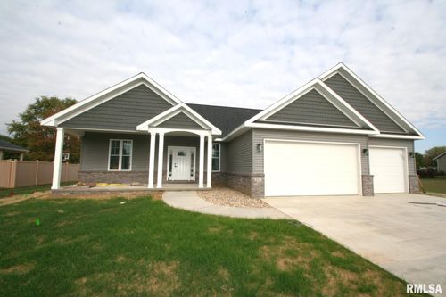 614 Brendalyn Dr, Mackinaw, IL, 61755-7602 | Card Image