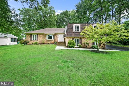 2610 Russell Rd, Wilmington, DE, 19810-1122 | Card Image