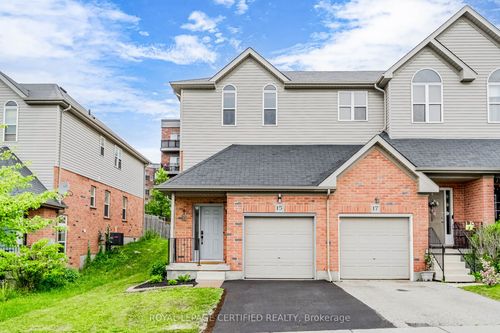15 Brookfield Cres, Kitchener, ON, N2E0A6 | Card Image