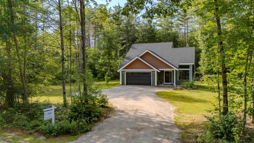 20 Horse Pasture Ln, Thornton, NH, 03285-6600 | Card Image