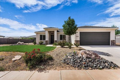 1019 N Main St, La Verkin, UT, 84745-5117 | Card Image