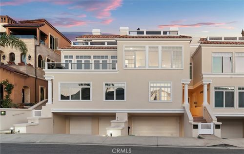 302 Carnation Ave, Corona del Mar, CA, 92625-2806 | Card Image