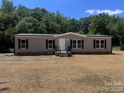 218 Diana Rd, Cherryville, NC, 28021-9016 | Card Image