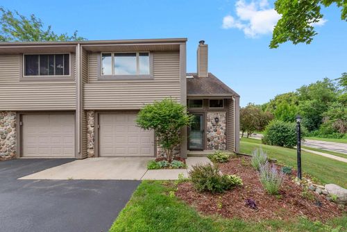 a3-6-625 Tamarack Drive, West Bend, WI, 53095 | Card Image