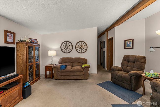 A - 322 N Kentucky Ave, Home with 0 bedrooms, 0 bathrooms and 2 parking in East Wenatchee WA | Image 6