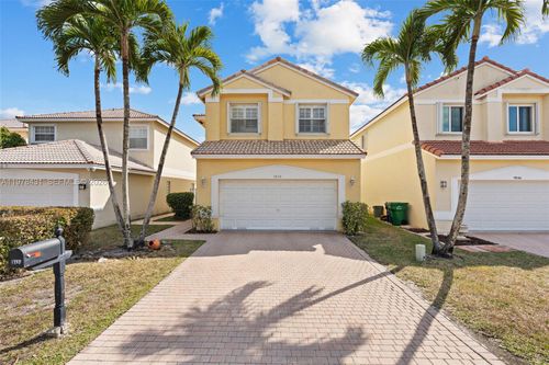 9838 Nw 1st Mnr, Coral Springs, FL, 33071-4902 | Card Image