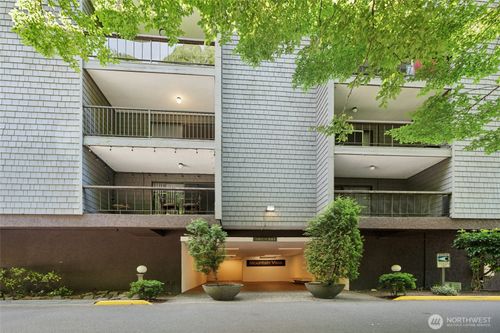 365-6479 E 137th Avenue Ne, Redmond, WA, 98052 | Card Image