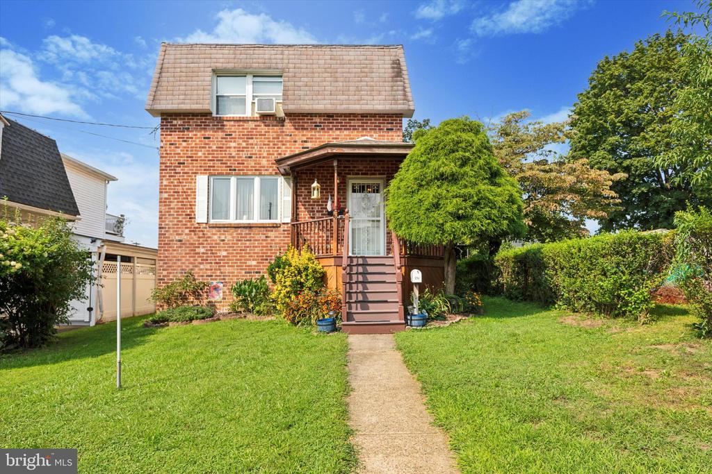 Summit Ave, Conshohocken, PA 19428