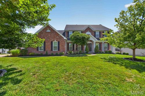 9326 Caddyshack Cir, Saint Louis, MO, 63127-1934 | Card Image