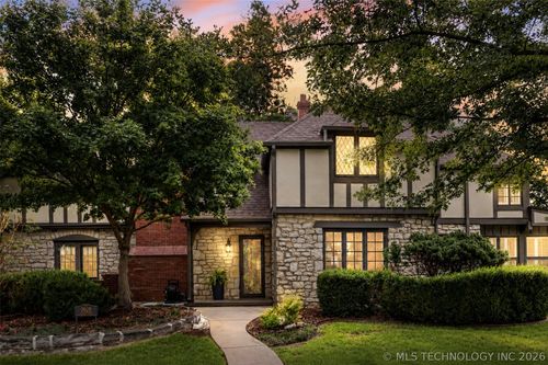 2929 S Woodward Boulevard, Tulsa, OK, 74114 | Card Image