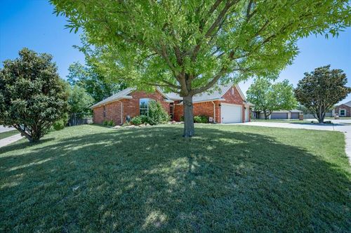 3424 Valley, Norman, OK, 73071 | Card Image