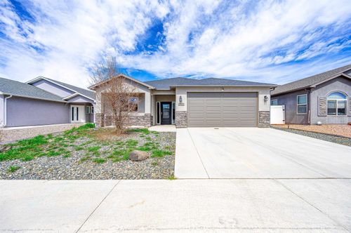 3034 Red Pear Dr, Grand Junction, CO, 81504-8734 | Card Image