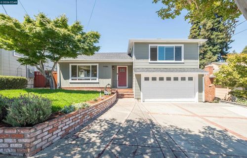 4486 Lawrence Dr, Castro Valley, CA, 94546-2271 | Card Image