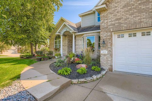 1633 Greystone Rd, Hastings, MN, 55033-8576 | Card Image