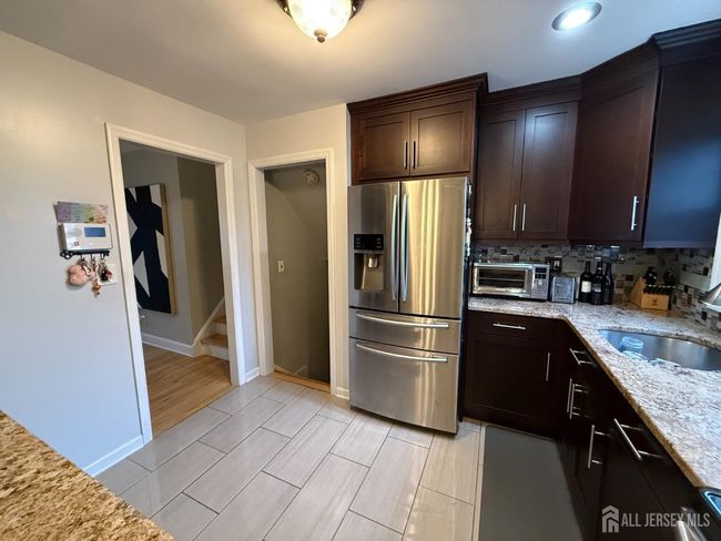 420 Seneca Ave, House other with 4 bedrooms, 2 bathrooms and null parking in Middlesex NJ | Image 9