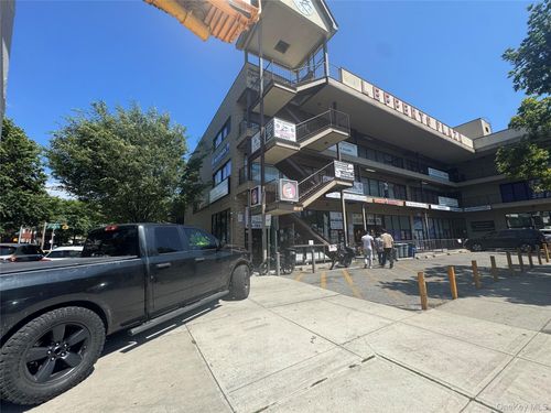 119 Hillside Ave, Richmond Hill, NY, 11418-1808 | Card Image