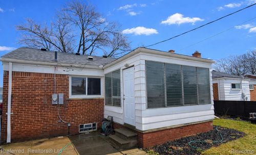 12851 Hemingway, Redford, MI, 48239-4606 | Card Image