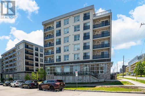 f-103-275 Larch St, Waterloo, ON, N2L3R2 | Card Image