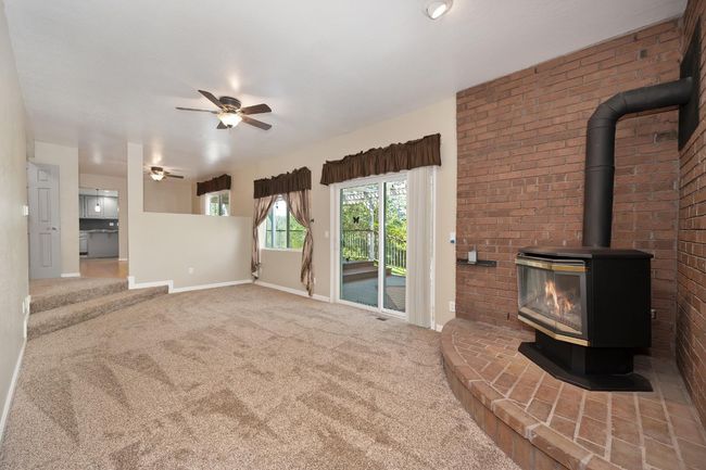 285 Fairidge Dr, House other with 4 bedrooms, 3 bathrooms and null parking in Applegate CA | Image 17