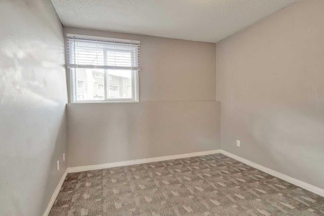 30 - 8112 36 Avenue Nw, Home with 3 bedrooms, 1 bathrooms and 1 parking in Calgary AB | Image 21
