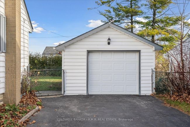 554 Burnham St, House other with 3 bedrooms, 1 bathrooms and 4 parking in Cobourg ON | Image 5