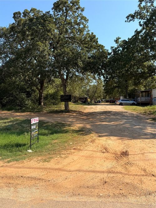 119 Scarlet Oaks Dr, Dale, TX, 78616-4019 | Card Image