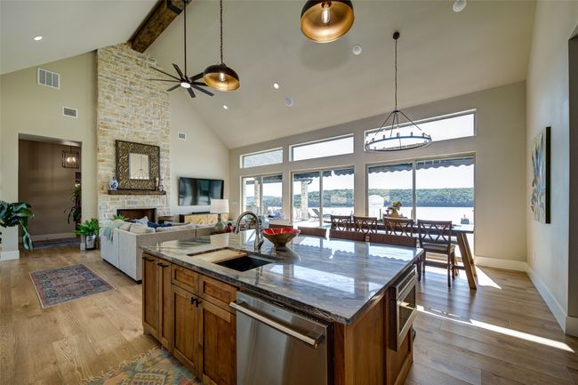 253 Grand Hbr, House other with 4 bedrooms, 4 bathrooms and null parking in Chico TX | Image 12