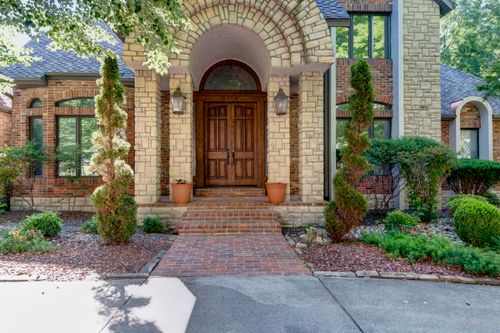 5118 S Chelsea Ave, Springfield, MO, 65804-7711 | Card Image