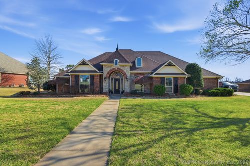 1459 Manor Ct, Fort Gibson, OK, 74434-8145 | Card Image