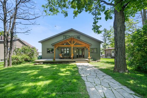 18 Miller Rd, Fenelon Falls, ON, K0M1N0 | Card Image