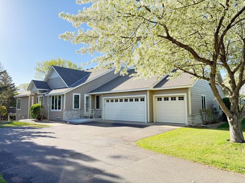 8819 Stonebrooke Ct, Woodbury, MN, 55125-4935 | Card Image