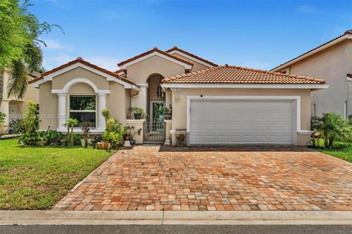 3388 Sw 49th St, Fort Lauderdale, FL, 33312-7926 | Card Image