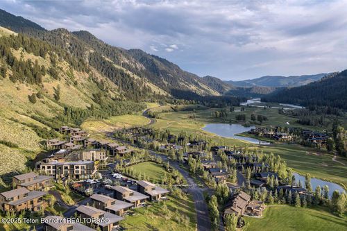 14175 Drake Dr, Jackson, WY, 83001-2639 | Card Image