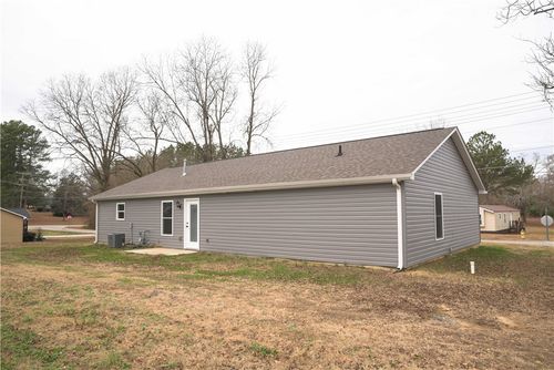 106 Simpson St, Westminster, SC, 29693-1338 | Card Image