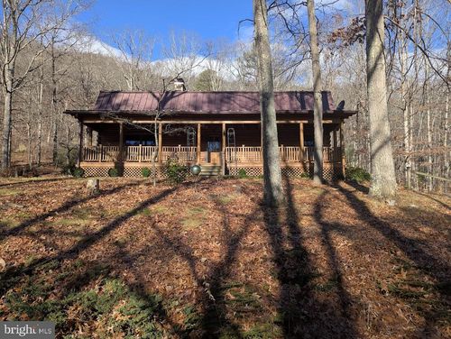 1537 Hidden Valley Rd, FRANKLIN, WV, 26807-7622 | Card Image