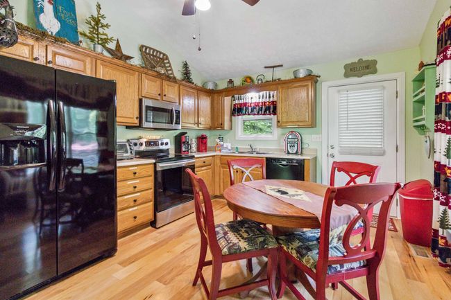 211 Stoneybrook Rd, House other with 2 bedrooms, 2 bathrooms and null parking in Burnside KY | Image 7