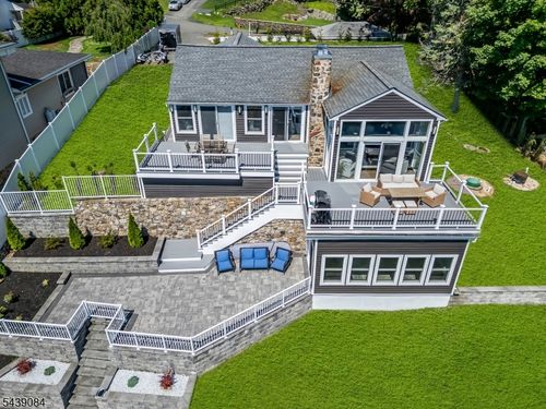 12 Bass Rock Rd, Hopatcong, NJ, 07843-1901 | Card Image